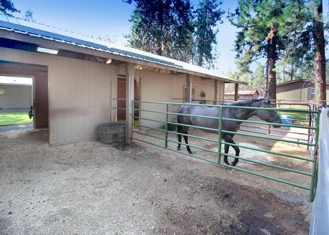 60076 Turquoise Rd, Bend, OR 97702 photo 38