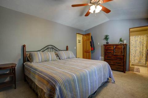 60775 Radcliffe Cir, Bend, OR 97702 photo 8