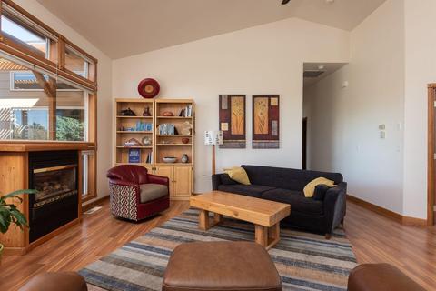 63459 Phoenix Way, Bend, OR 97701 photo 5