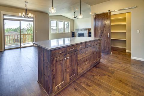 63102 Pikes Ct, Bend, OR 97701 photo 14