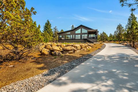 2624 NW Sample Ct, Bend, OR 97703 photo 53
