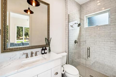 2624 NW Sample Ct, Bend, OR 97703 photo 29