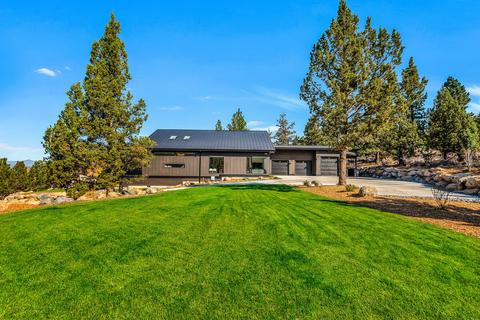 2624 NW Sample Ct, Bend, OR 97703 photo 3