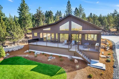 2624 NW Sample Ct, Bend, OR 97703 photo 2