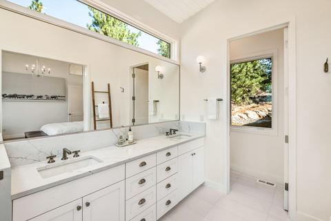 2624 NW Sample Ct, Bend, OR 97703 photo 35