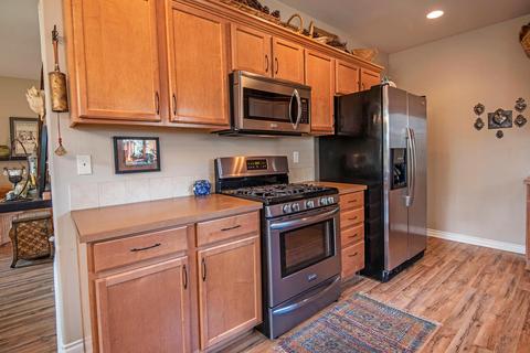 60878 Garrison Dr, Bend, OR 97702 photo 5