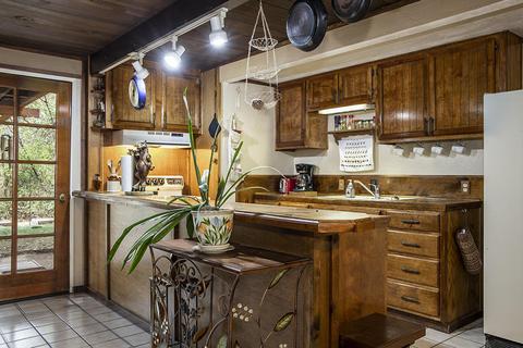 1450 Summit Loop, Grants Pass, OR 97527 photo 4