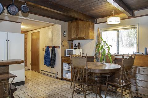 1450 Summit Loop, Grants Pass, OR 97527 photo 3