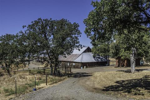 4685 Brownsboro Hwy, Eagle Point, OR 97524 photo 22