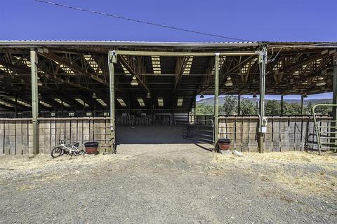 4685 Brownsboro Hwy, Eagle Point, OR 97524 photo 38