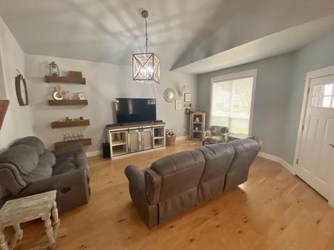 1150 Rustler Peak St, Central Point, OR 97502 photo 7
