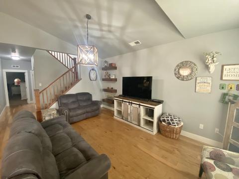 1150 Rustler Peak St, Central Point, OR 97502 photo 4