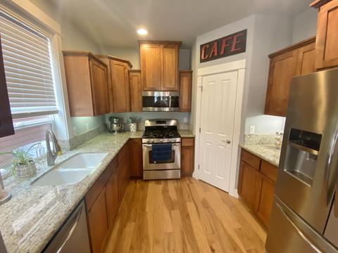 1150 Rustler Peak St, Central Point, OR 97502 photo 10