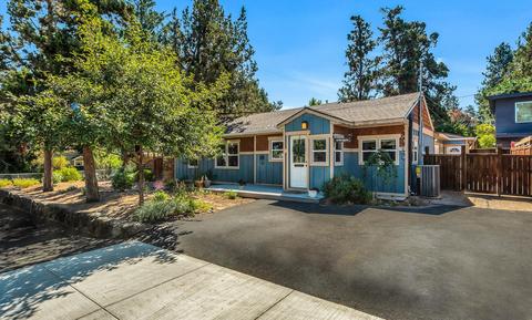 545 NE Irving Ave, Bend, OR 97701 photo 1