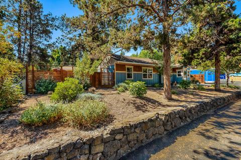 545 NE Irving Ave, Bend, OR 97701 photo 6