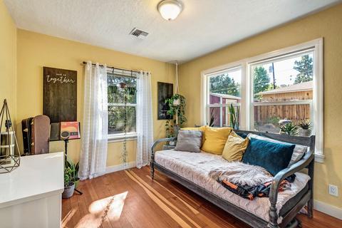 545 NE Irving Ave, Bend, OR 97701 photo 16