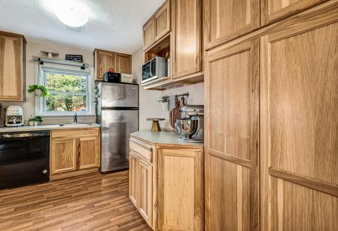 545 NE Irving Ave, Bend, OR 97701 photo 11