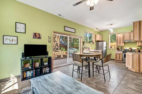 545 NE Irving Ave, Bend, OR 97701 photo 33
