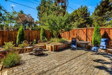 545 NE Irving Ave, Bend, OR 97701 photo 47