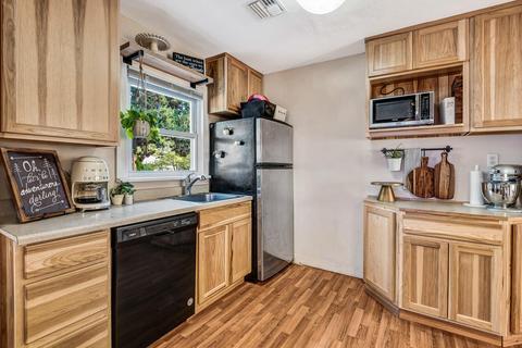 545 NE Irving Ave, Bend, OR 97701 photo 10