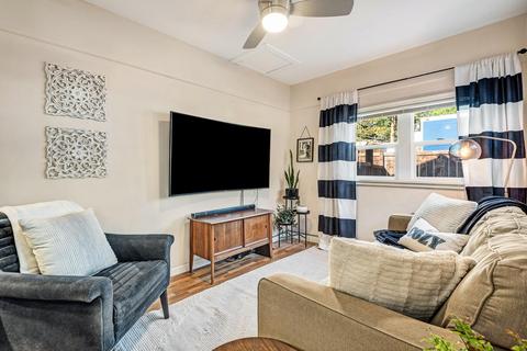 545 NE Irving Ave, Bend, OR 97701 photo 9