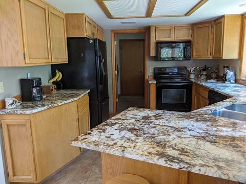 63536 Vogt Rd, Bend, OR 97701 photo 2