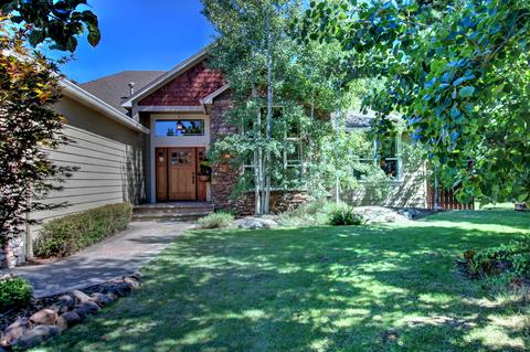 21 Blackstone Ct, Eagle Point, OR 97524 photo 2