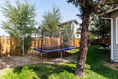 63166 NE Iner Loop, Bend, OR 97701 photo 28