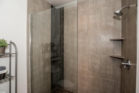 63166 NE Iner Loop, Bend, OR 97701 photo 19