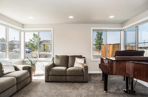 63166 NE Iner Loop, Bend, OR 97701 photo 6