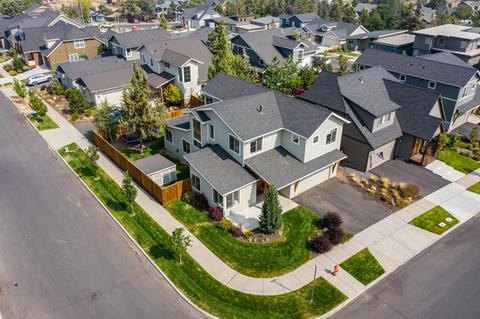 63166 NE Iner Loop, Bend, OR 97701 photo 33
