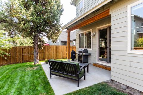 63166 NE Iner Loop, Bend, OR 97701 photo 24