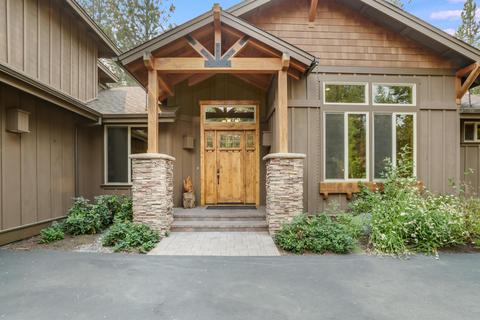 56263 Sable Rock Loop, Bend, OR 97707 photo 1