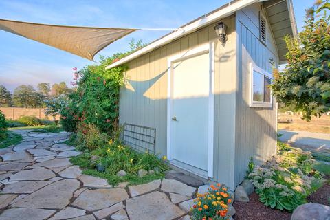 730 Meadow View Dr, Williams, OR 97544 photo 7