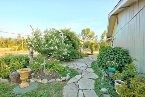 730 Meadow View Dr, Williams, OR 97544 photo 36