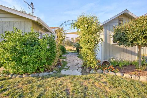730 Meadow View Dr, Williams, OR 97544 photo 5