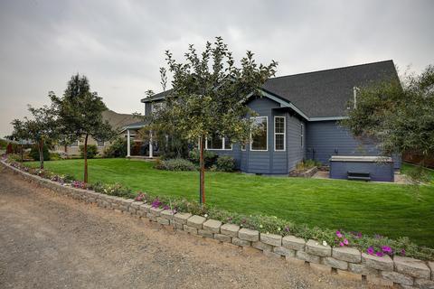 61185 Ridgewater Loop, Bend, OR 97702 photo 4