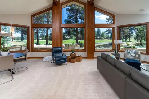 19430 Green Lakes Loop, Bend, OR 97702 photo 6