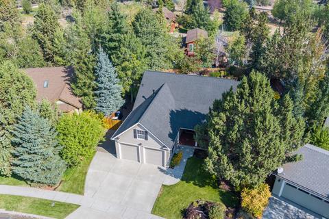 20930 Crystal Ct, Bend, OR 97701 photo 3