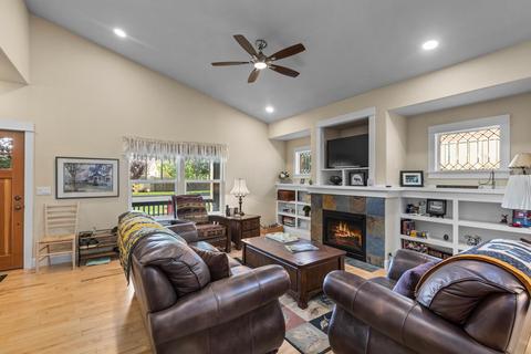 20272 Halfway Rd, Bend, OR 97703 photo 5