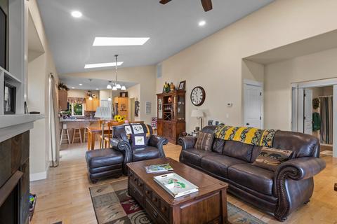 20272 Halfway Rd, Bend, OR 97703 photo 6