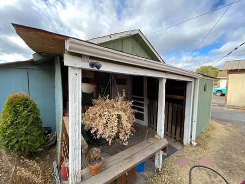 210 SE Davis Ave, Bend, OR 97702 photo 31