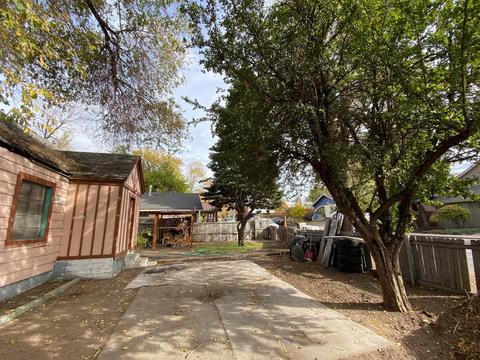 210 SE Davis Ave, Bend, OR 97702 photo 6