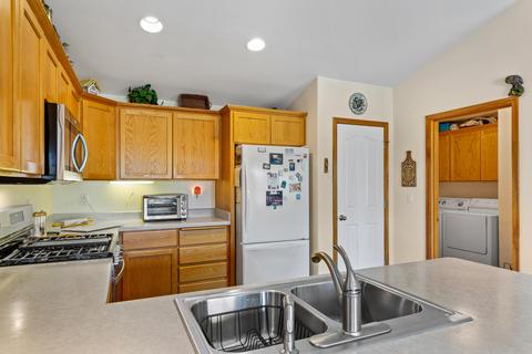 63476 Phoenix Way, Bend, OR 97701 photo 11