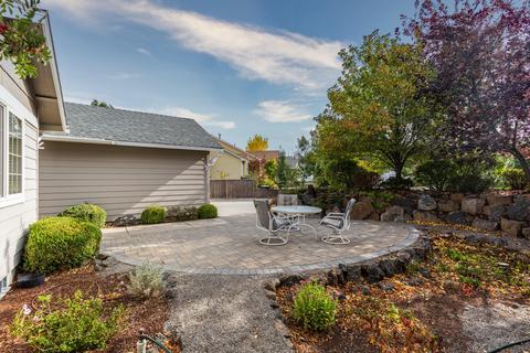 63476 Phoenix Way, Bend, OR 97701 photo 30