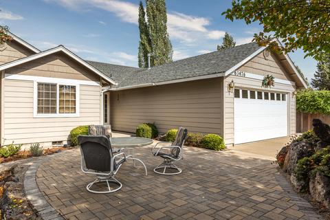 63476 Phoenix Way, Bend, OR 97701 photo 29