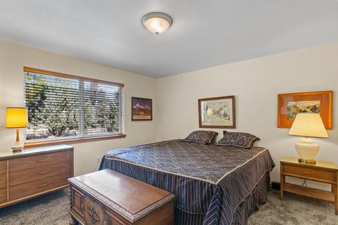 63476 Phoenix Way, Bend, OR 97701 photo 14