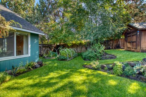 2057 NE Monroe Ln, Bend, OR 97701 photo 7