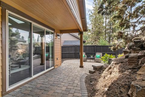 60313 Sage Stone Loop, Bend, OR 97702 photo 19