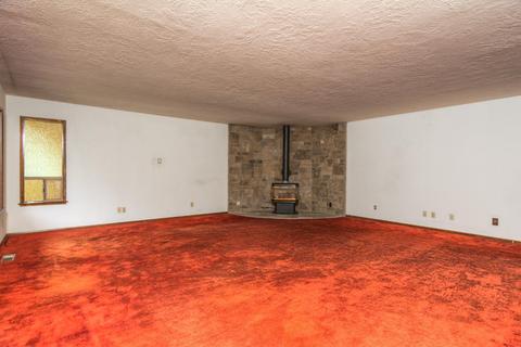 60830 Diamond Rd, Bend, OR 97702 photo 4